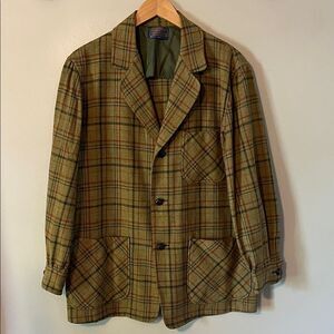 Pendleton Vintage green wool plaid blazer 3 pockets Size M   ***READ description